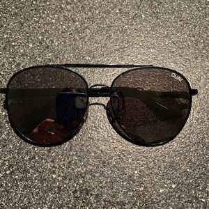 Quay aviators, blue frame & mirrored lenses